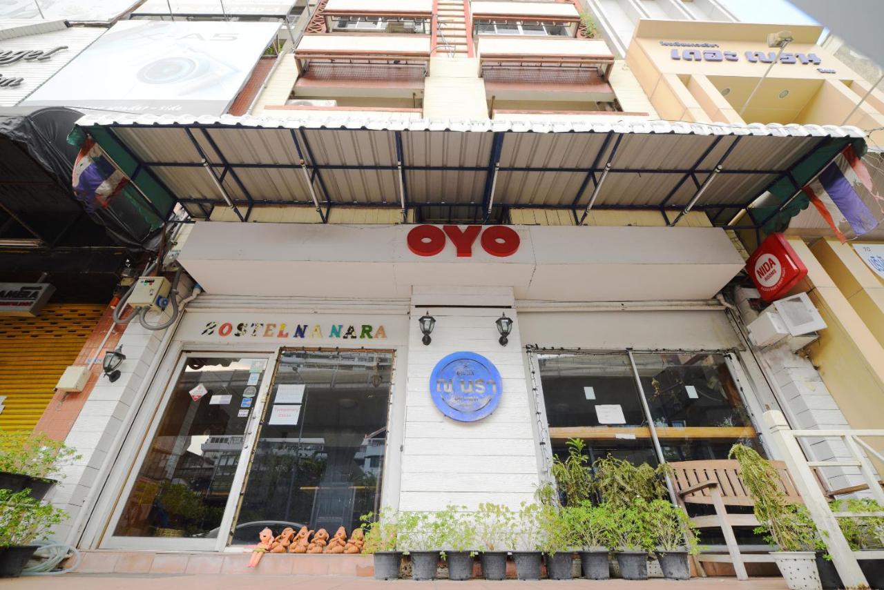 Oyo 437 Hostel Na Nara Bangkok Esterno foto